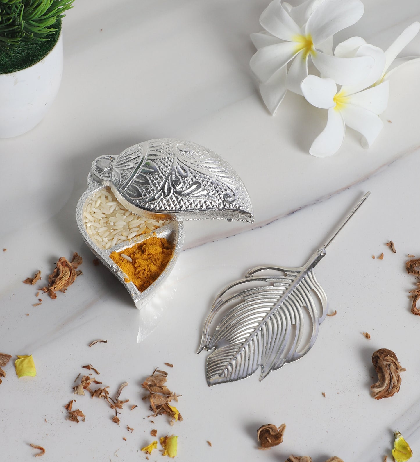 Leaf Aluminum Roli Chawal