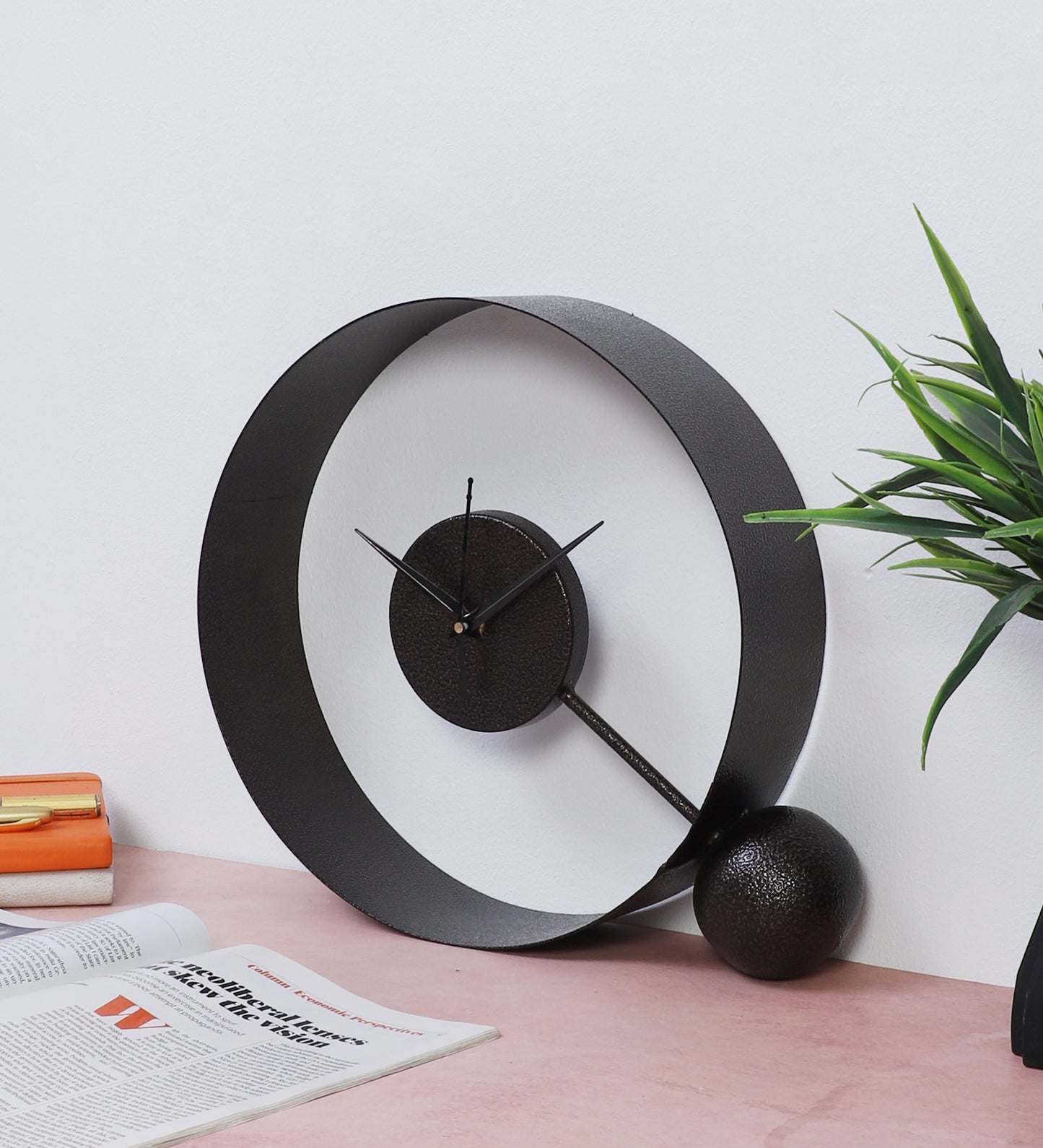 Black Round Ball Table Clock